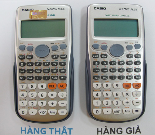 Máy tính Casio fx 570 ES PLUS thật (đầu tiên, bên trái), máy giả không tem (giữa) và máy giả có tem (bên phải) 