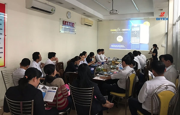 BITEX tập huấn sử dụng máy tính Casio cho cửa hàng trưởng Fahasa Nguyễn Huệ