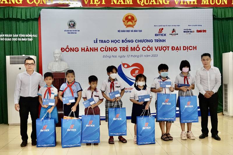 BITEX trao gần 160 triệu đồng cho học sinh tỉnh Bình Thuận, Đồng Nai